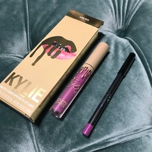 KYLIE COSMETICS- June Bug (matte lip kit) NEW!